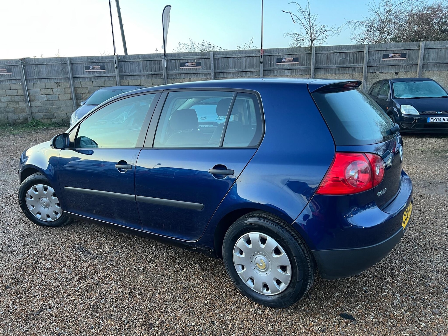 Used Volkswagen Golf 2004 for sale - 77101643: Photo 9