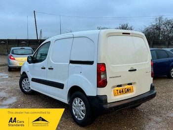 Used Peugeot Partner 2016 for sale - 79331430: Photo