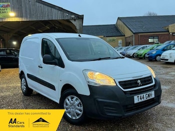 Used Peugeot Partner 2016 for sale - 79331430: Photo