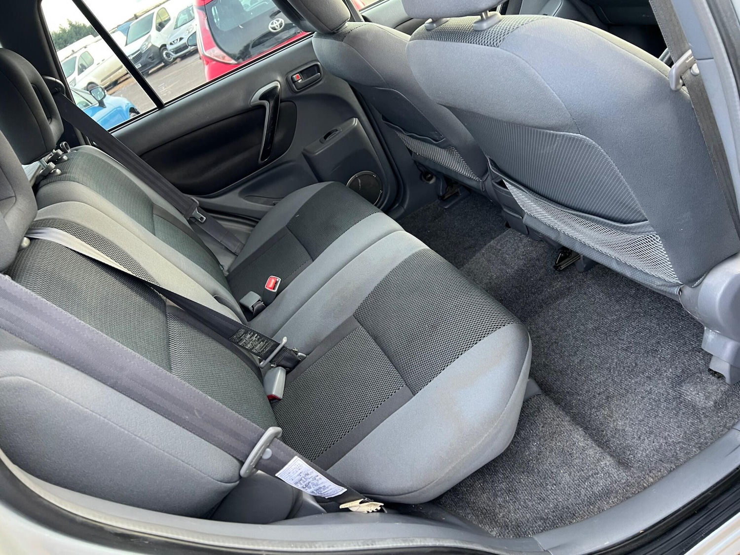 Used Toyota RAV4 2002 for sale - 77565120: Photo 16