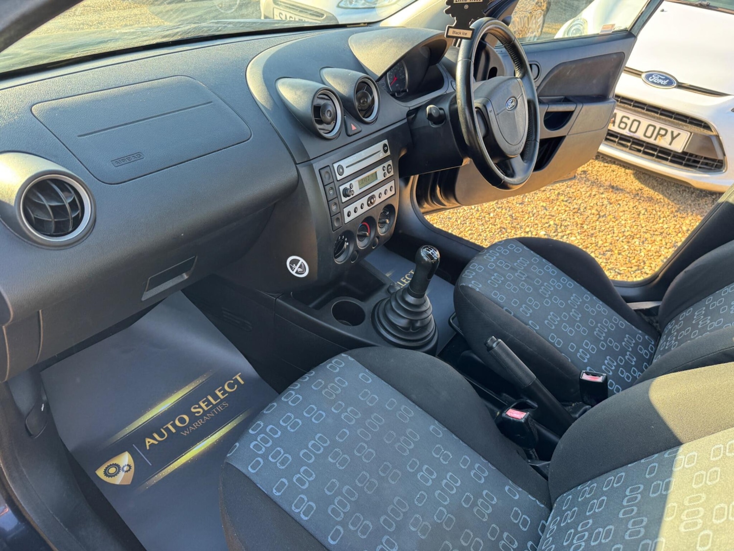 Used Ford Fiesta 2004 for sale - 76988428: Photo 17