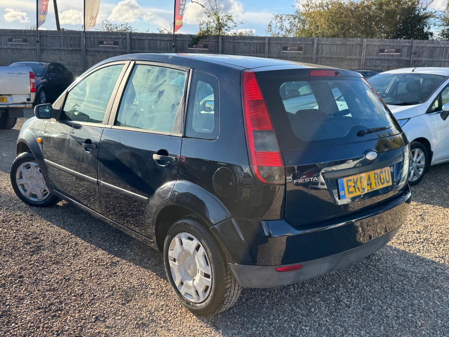 Used Ford Fiesta 2004 for sale - 76988428: Photo 8