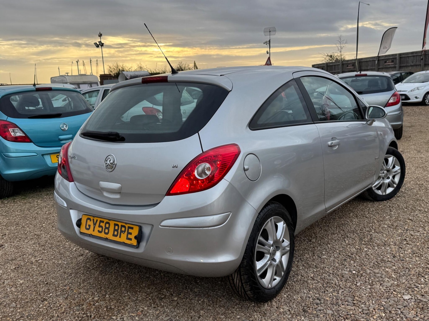 Used Vauxhall Corsa 2008 for sale - 76527953: Photo 17