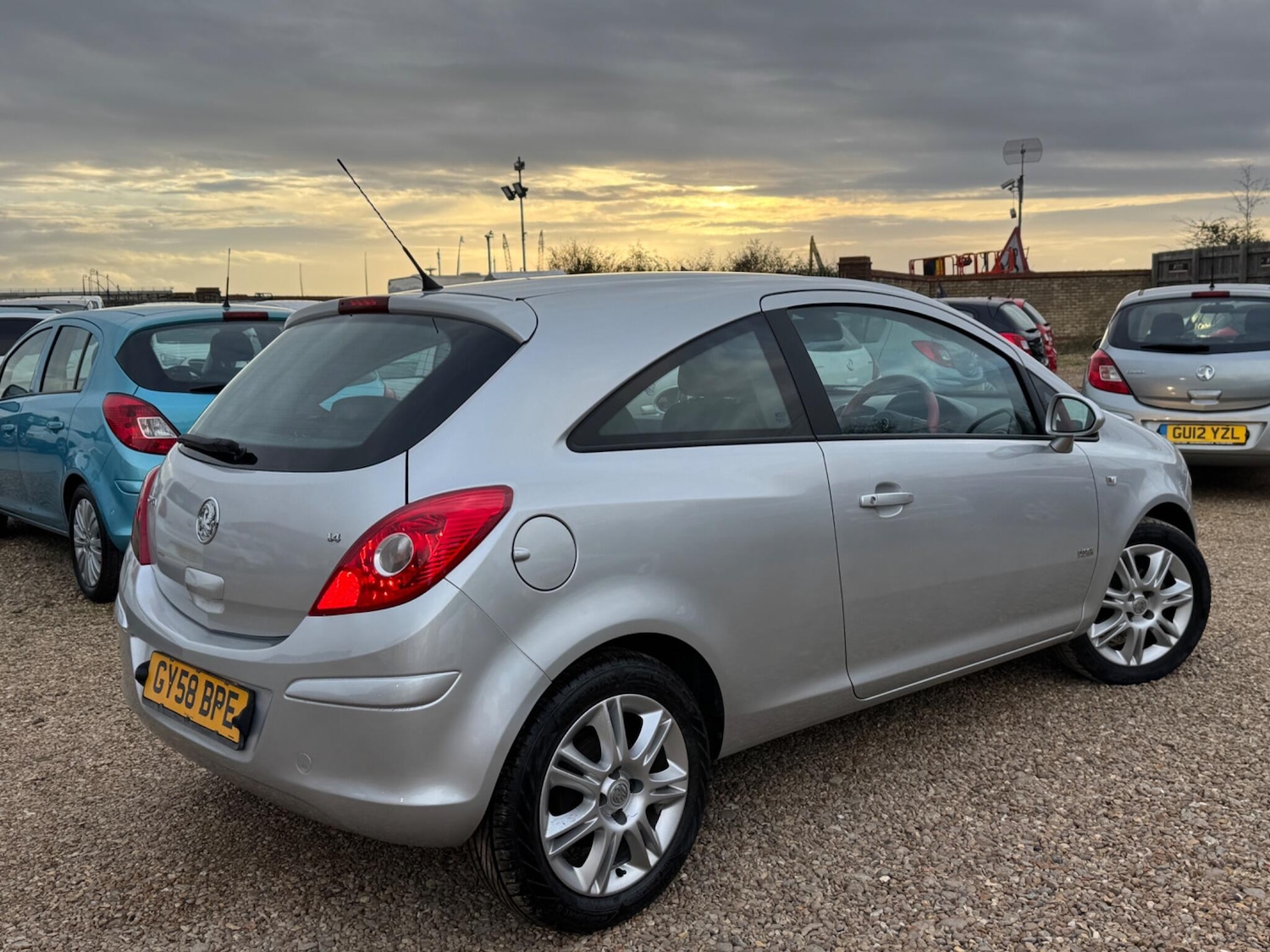 Used Vauxhall Corsa 2008 for sale - 76527953: Photo 3