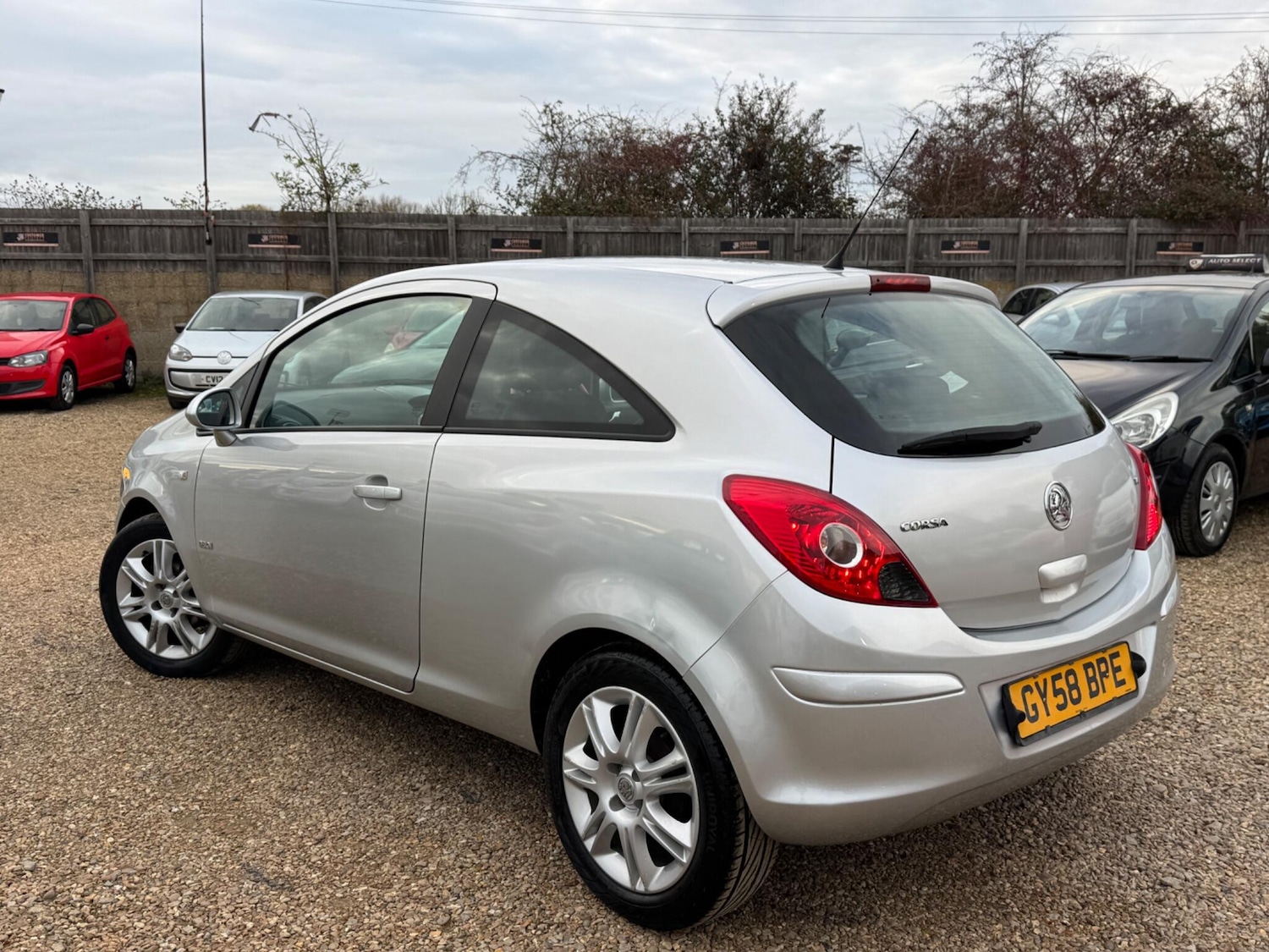 Used Vauxhall Corsa 2008 for sale - 76527953: Photo 4