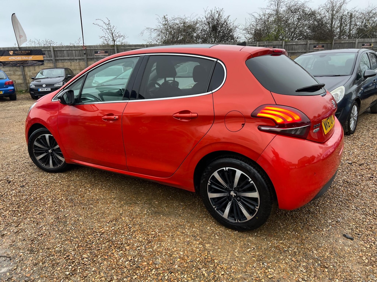 Used Peugeot 208 for sale - 77824861: Photo 15