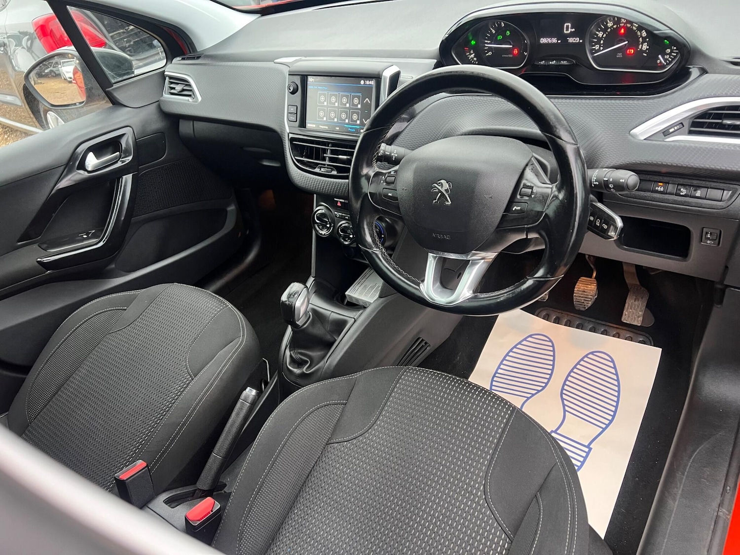 Used Peugeot 208 for sale - 77824861: Photo 25