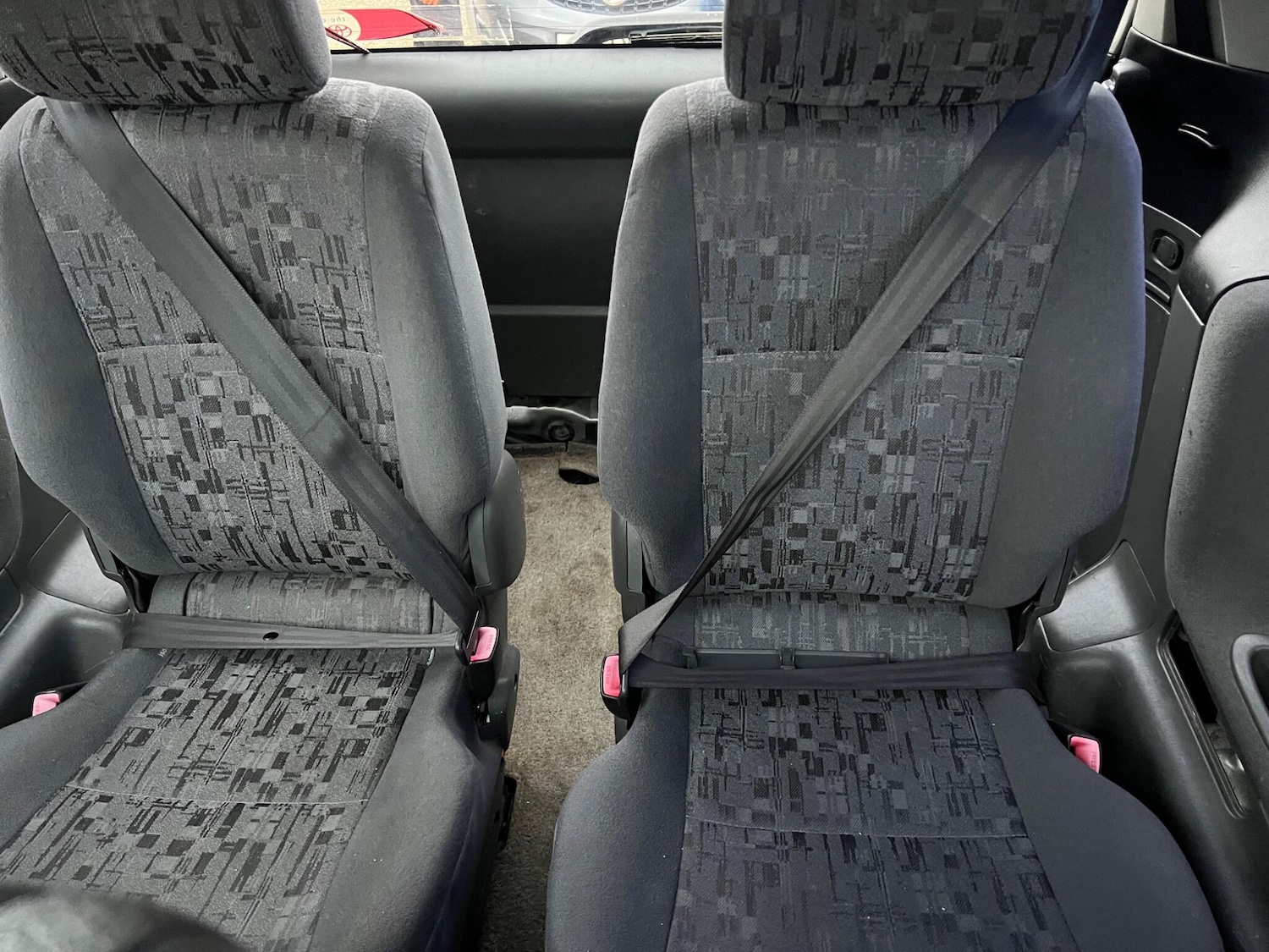 Used Toyota Previa 2004 for sale - 76457366: Photo 22