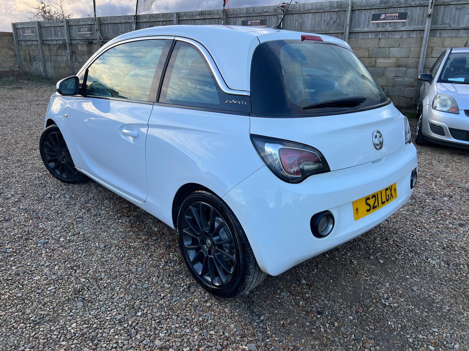 Used Vauxhall ADAM for sale - 77924827: Photo 3