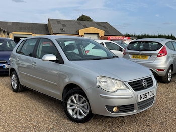 Volkswagen - Polo