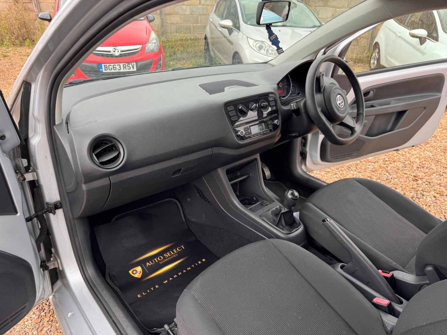 Used Volkswagen up! 2012 for sale - 76991758: Photo 17