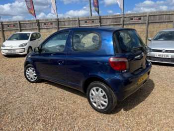 Used Toyota Yaris 2002 for sale - 74585415: Photo