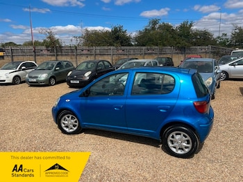 Used Toyota Yaris 2003 for sale - 79335108: Photo