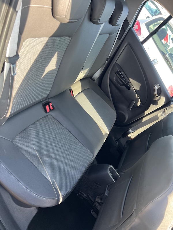 Used Vauxhall Corsa 2009 for sale - 75186581: Photo 26