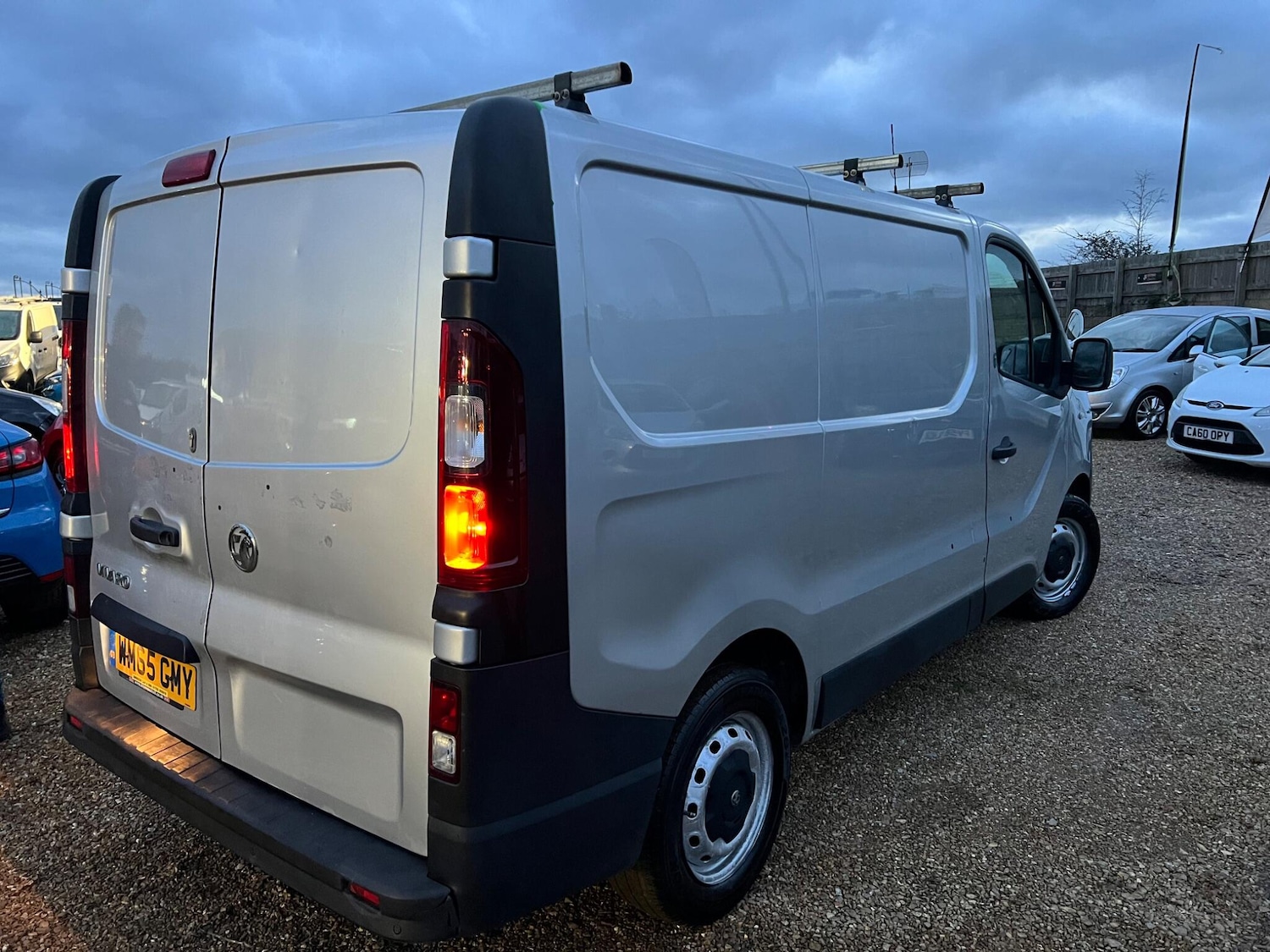Used Vauxhall Vivaro 2015 for sale - 76926614: Photo 4