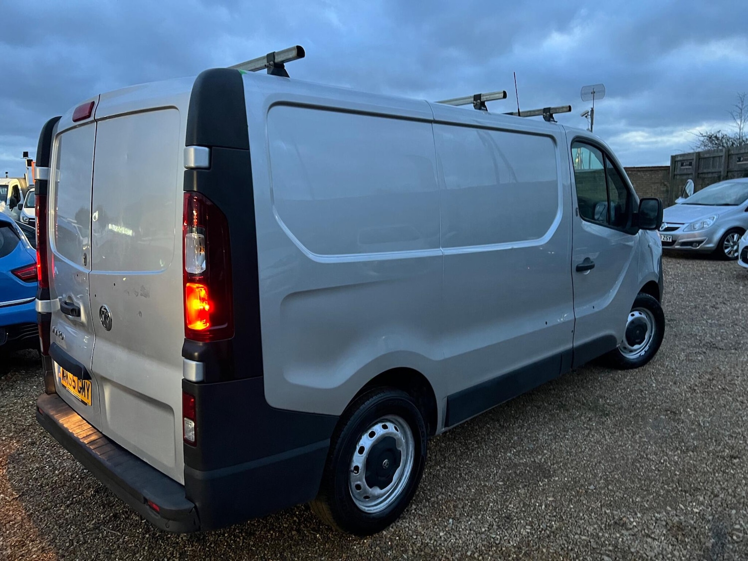 Used Vauxhall Vivaro 2015 for sale - 76926614: Photo 7