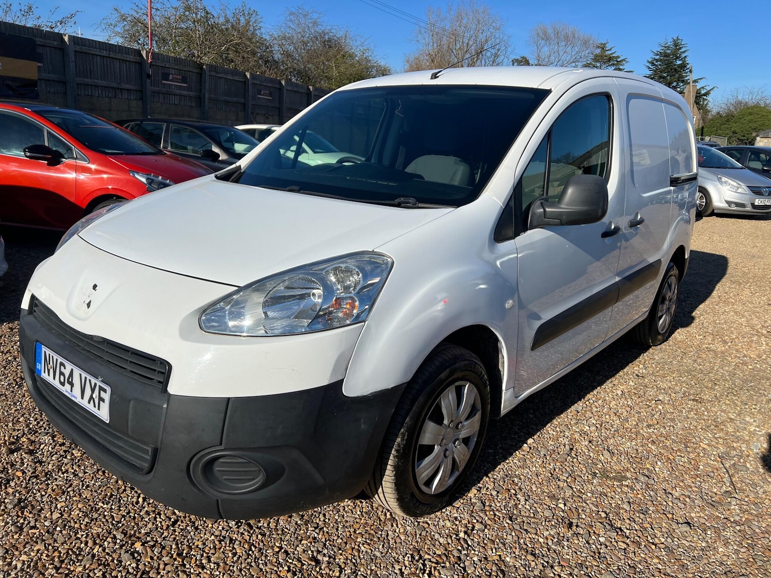 Used Peugeot Partner 2015 for sale - 77993744: Photo 4