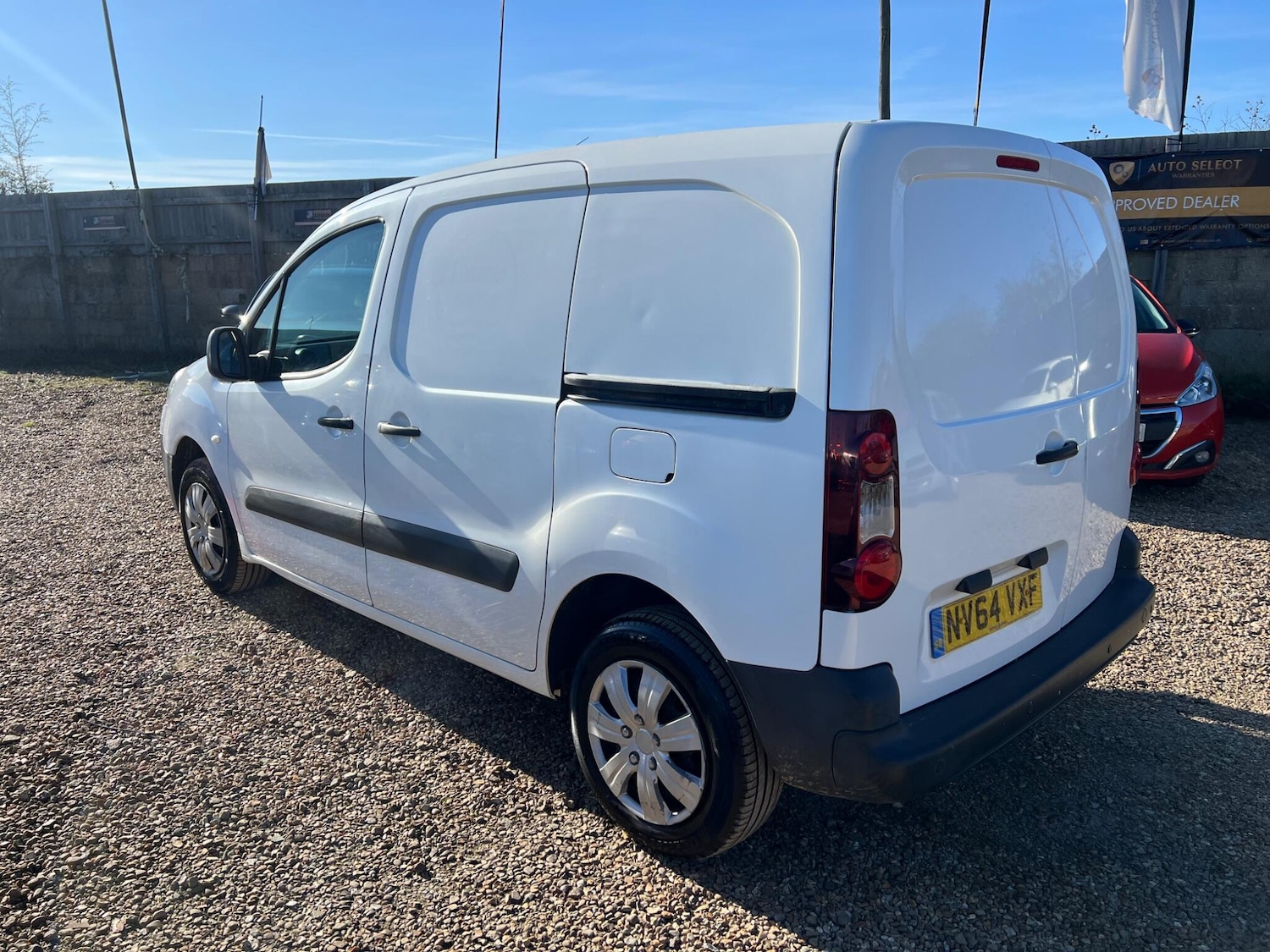 Used Peugeot Partner 2015 for sale - 77993744: Photo 9