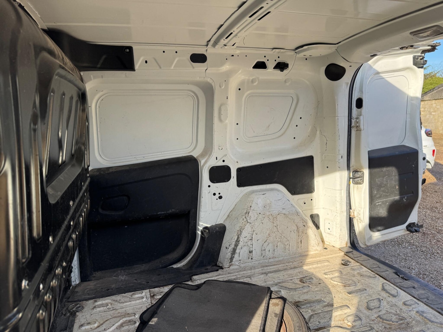 Used Vauxhall Combo 2017 for sale - 77565103: Photo 20