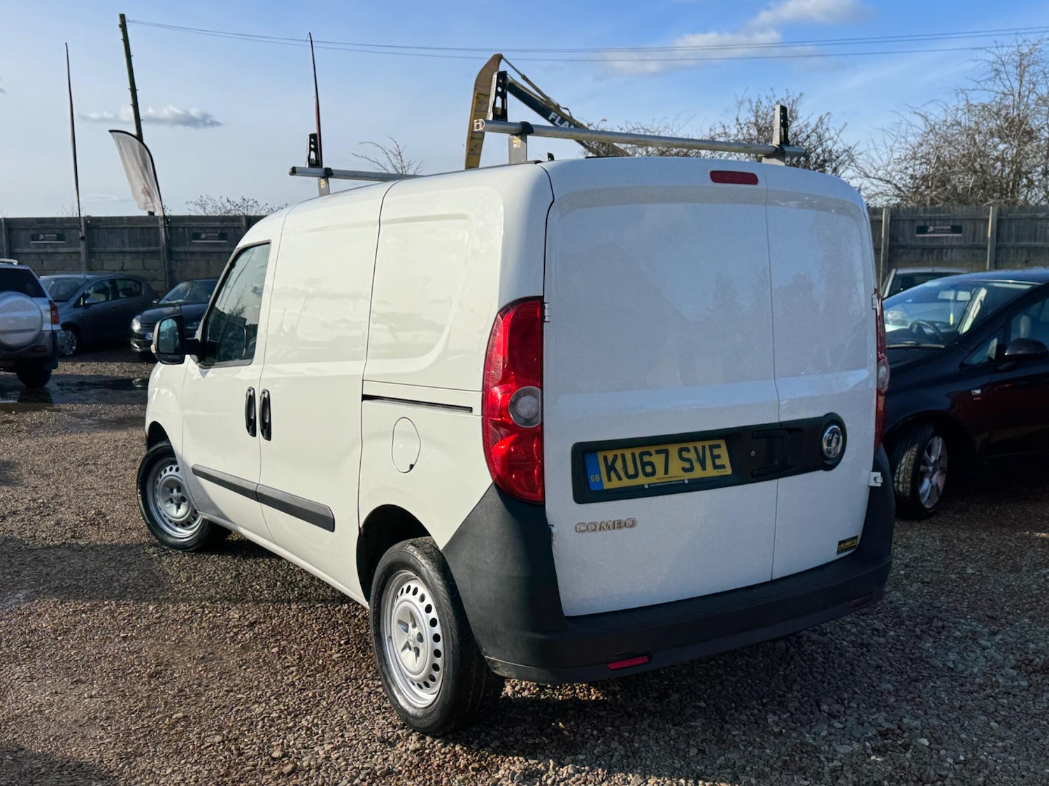 Used Vauxhall Combo 2017 for sale - 77565103: Photo 4
