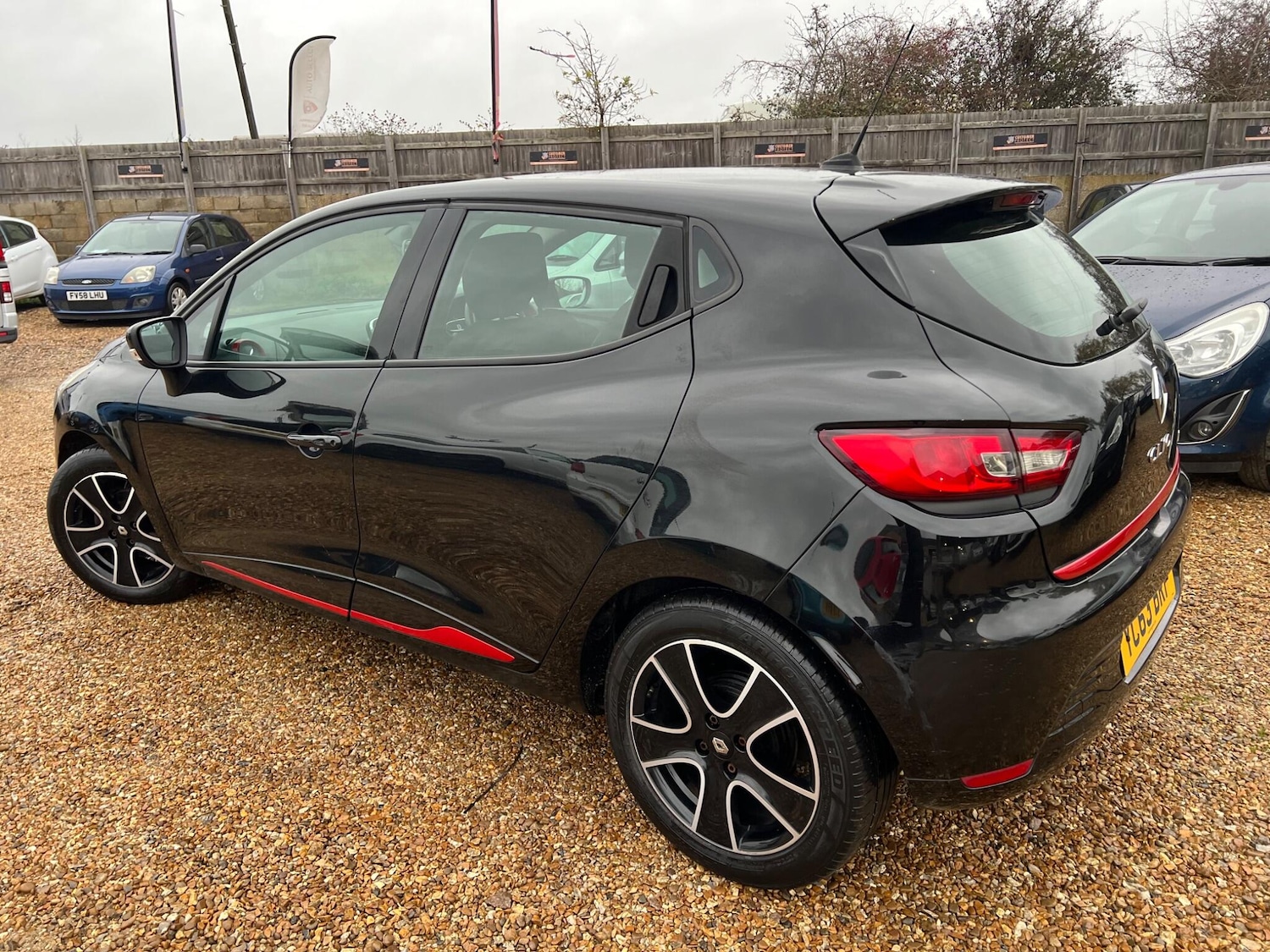 Used Renault Clio 2013 for sale - 76771792: Photo 15