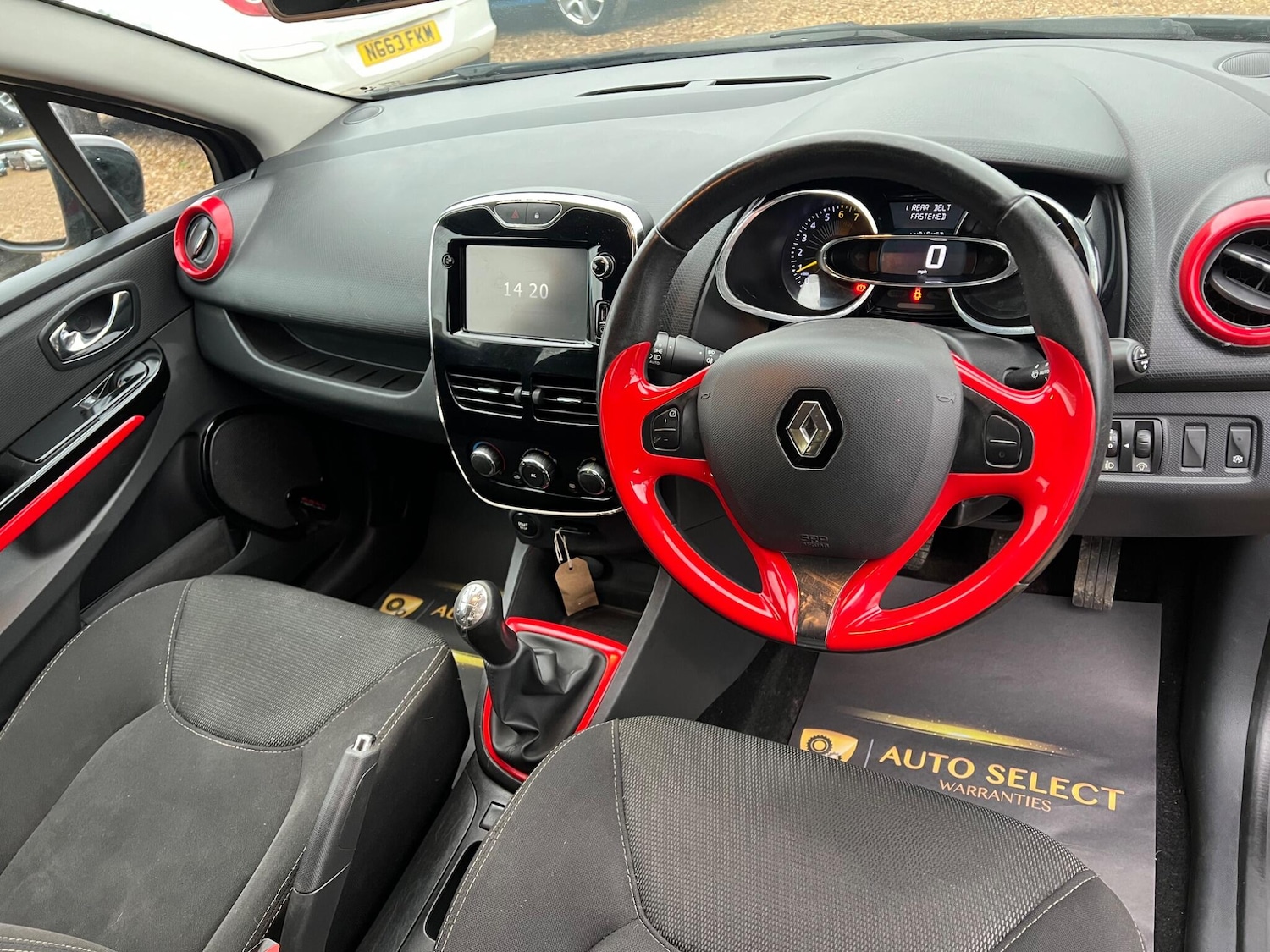 Used Renault Clio 2013 for sale - 76771792: Photo 27