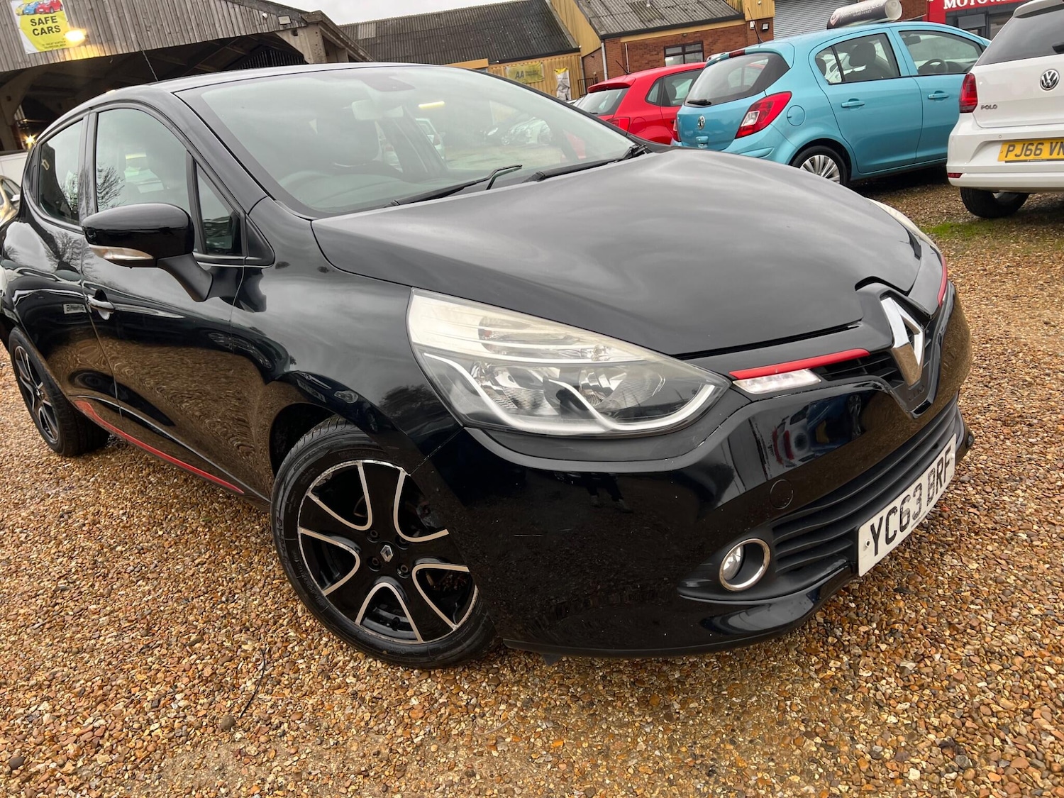 Used Renault Clio 2013 for sale - 76771792: Photo 3