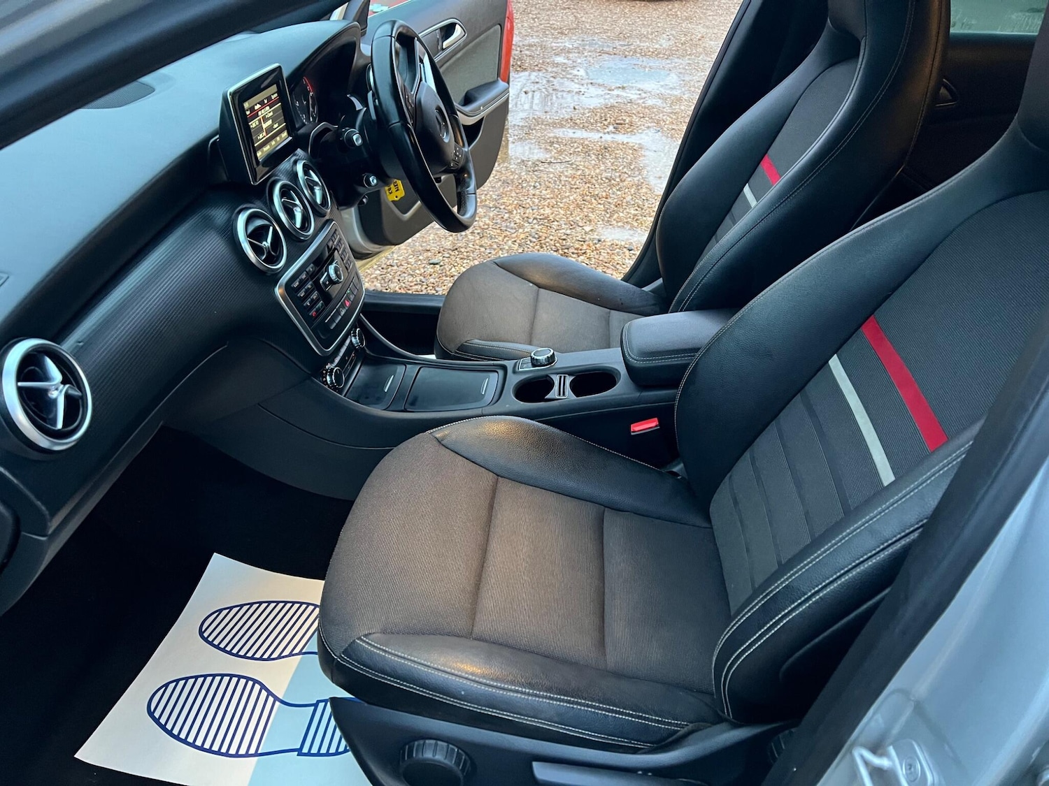 Used Mercedes-Benz A-Class 2014 for sale - 77549491: Photo 30