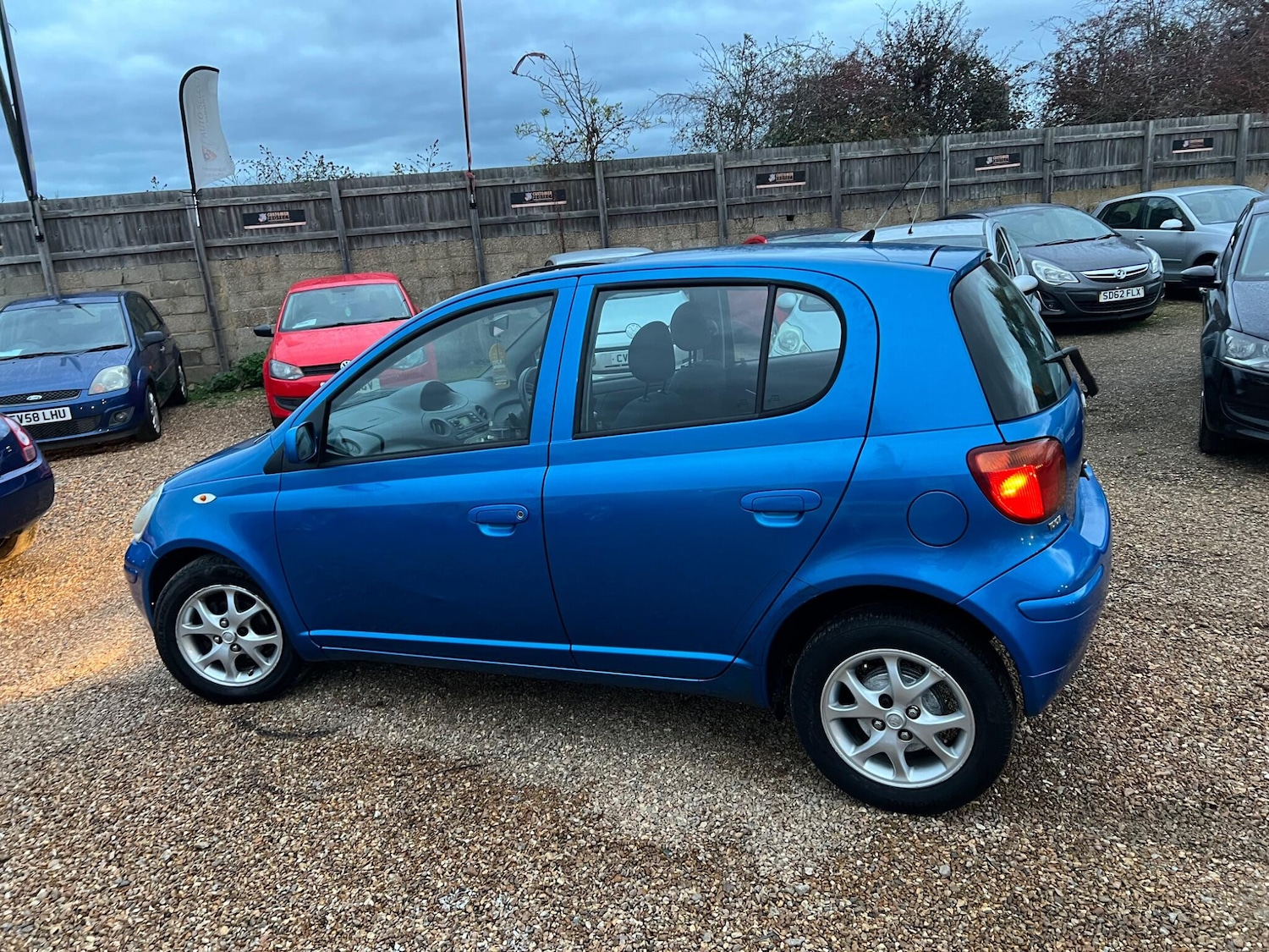 Used Toyota Yaris for sale - 76521797: Photo 12