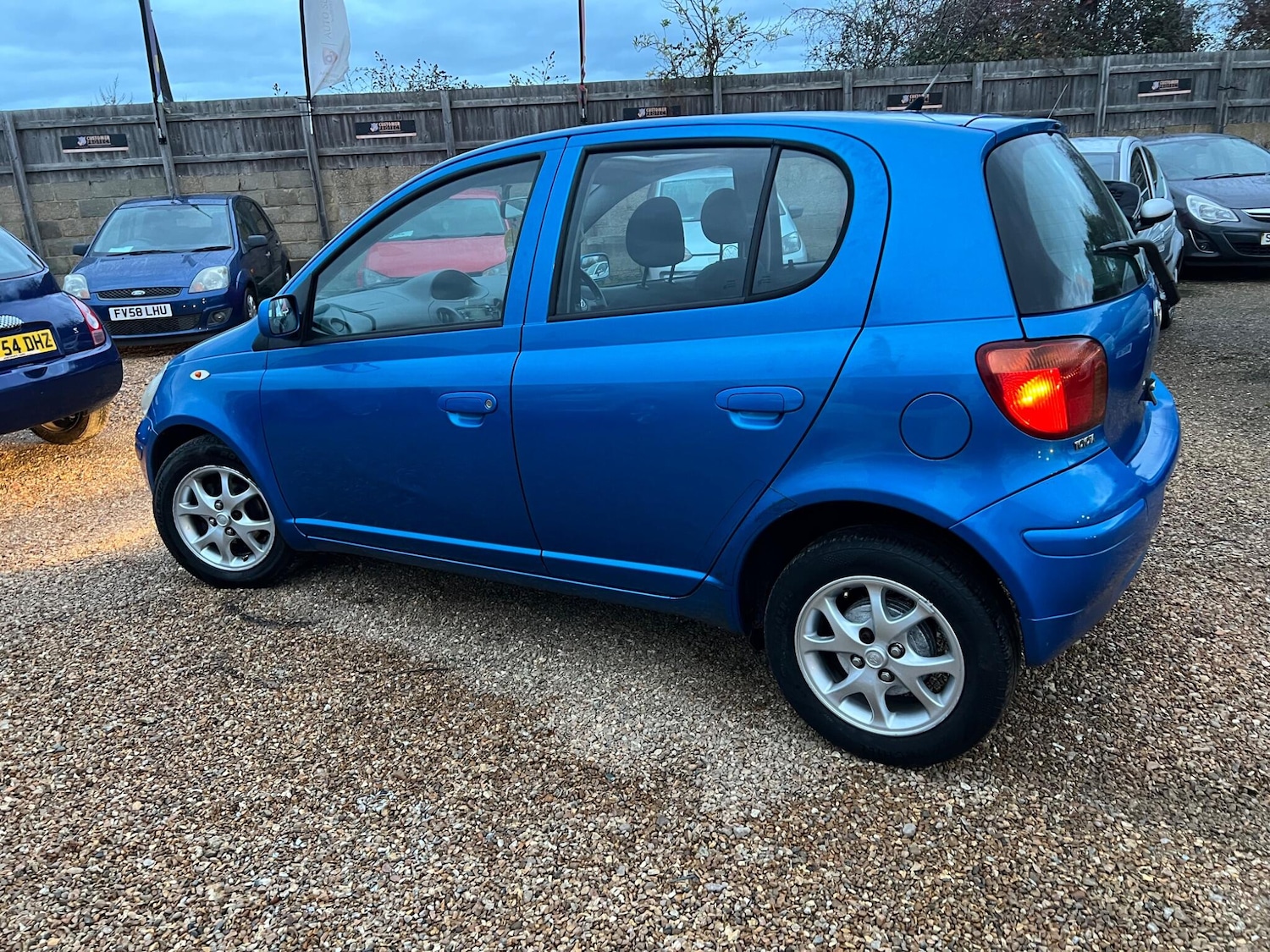 Used Toyota Yaris for sale - 76521797: Photo 13