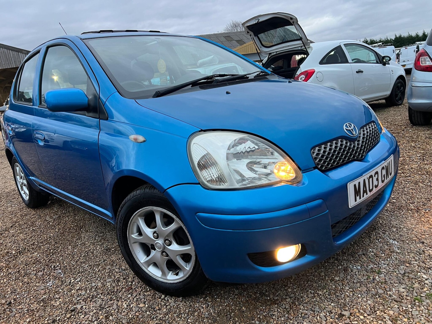 Used Toyota Yaris for sale - 76521797: Photo 16