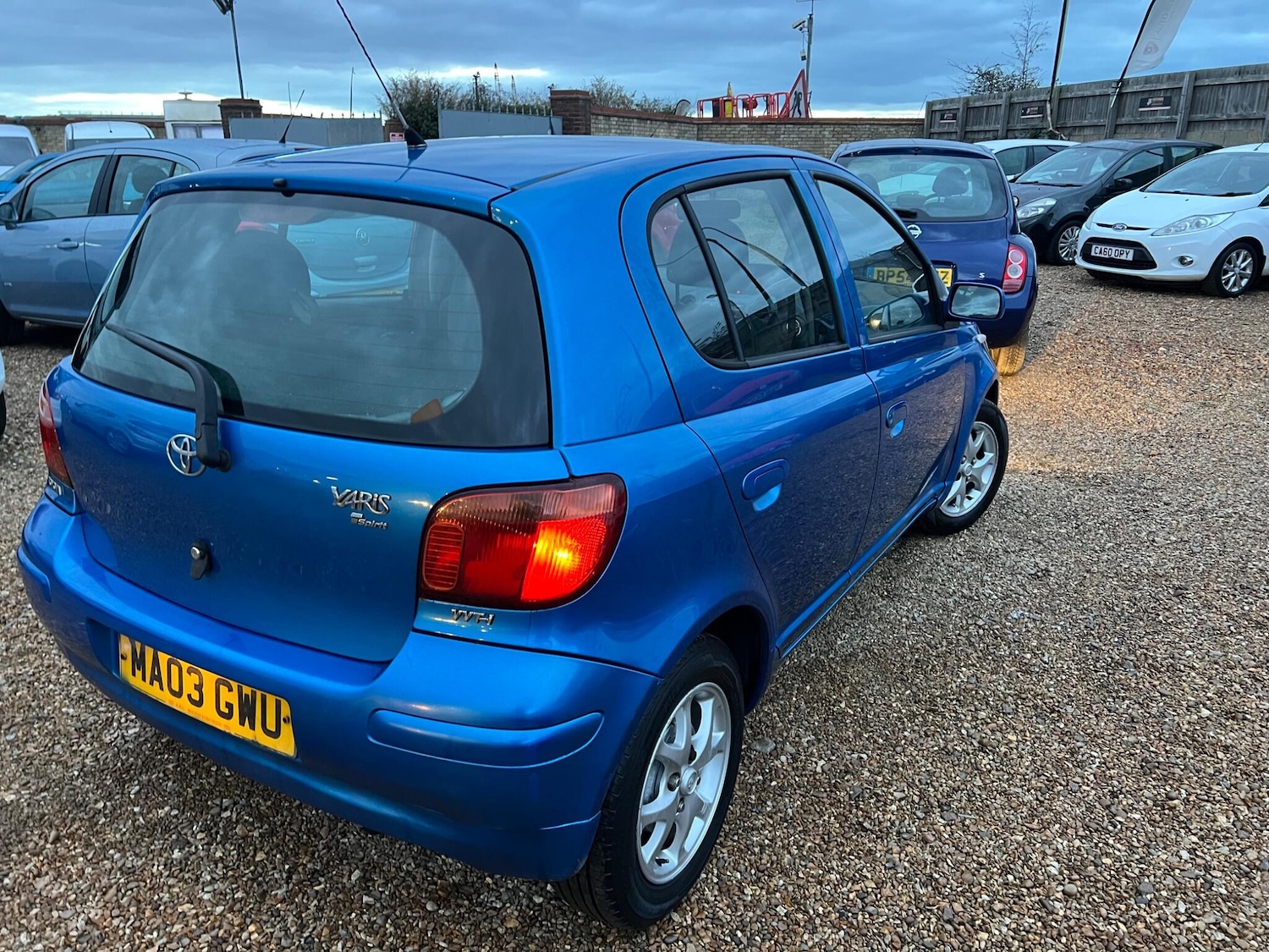 Used Toyota Yaris for sale - 76521797: Photo 2