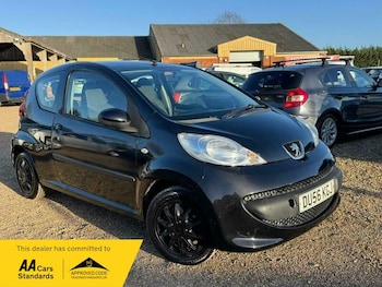 Used Peugeot 107 2006 for sale - 79331469: Photo