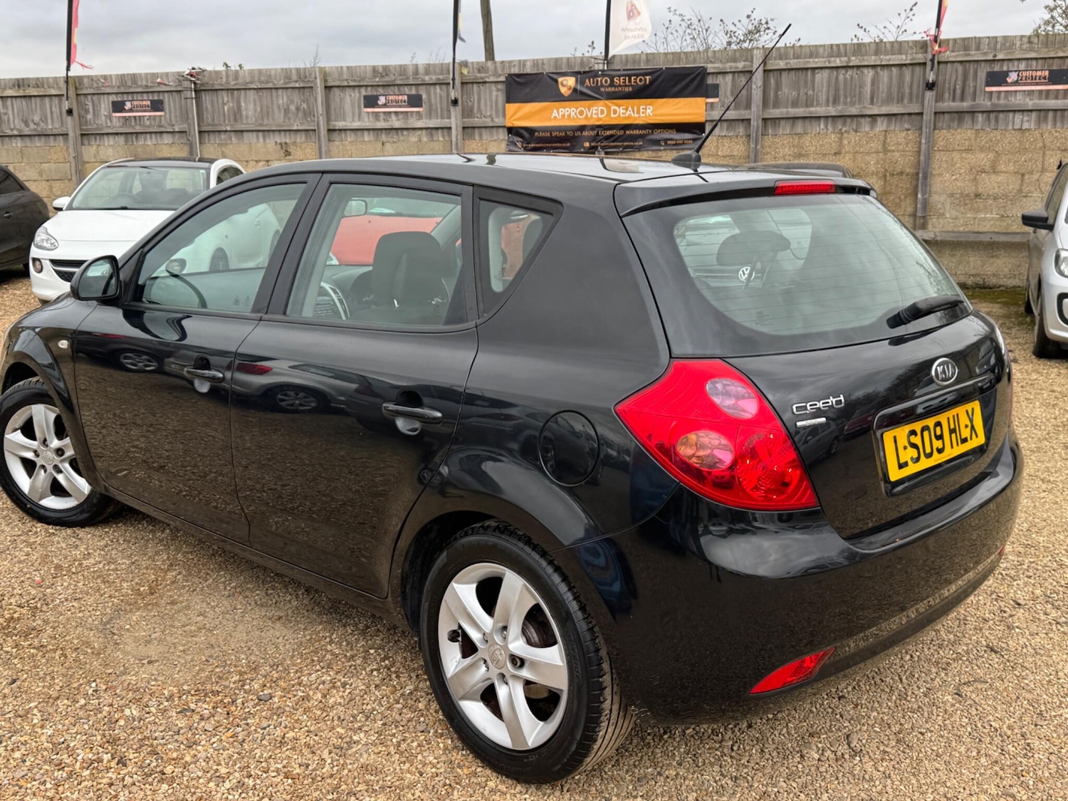 Used Kia Ceed 2009 for sale - 77853763: Photo 13