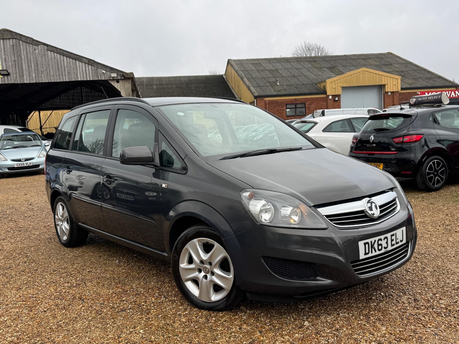 Used Vauxhall Zafira 2013 for sale - 77084393: Photo 2