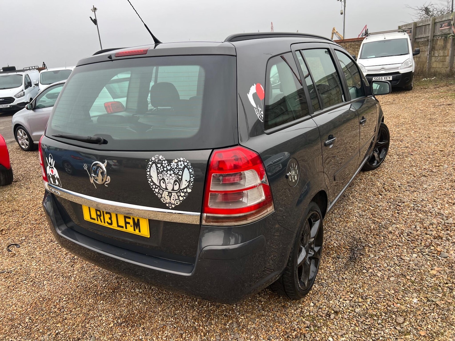 Used Vauxhall Zafira 2013 for sale - 77440149: Photo 2