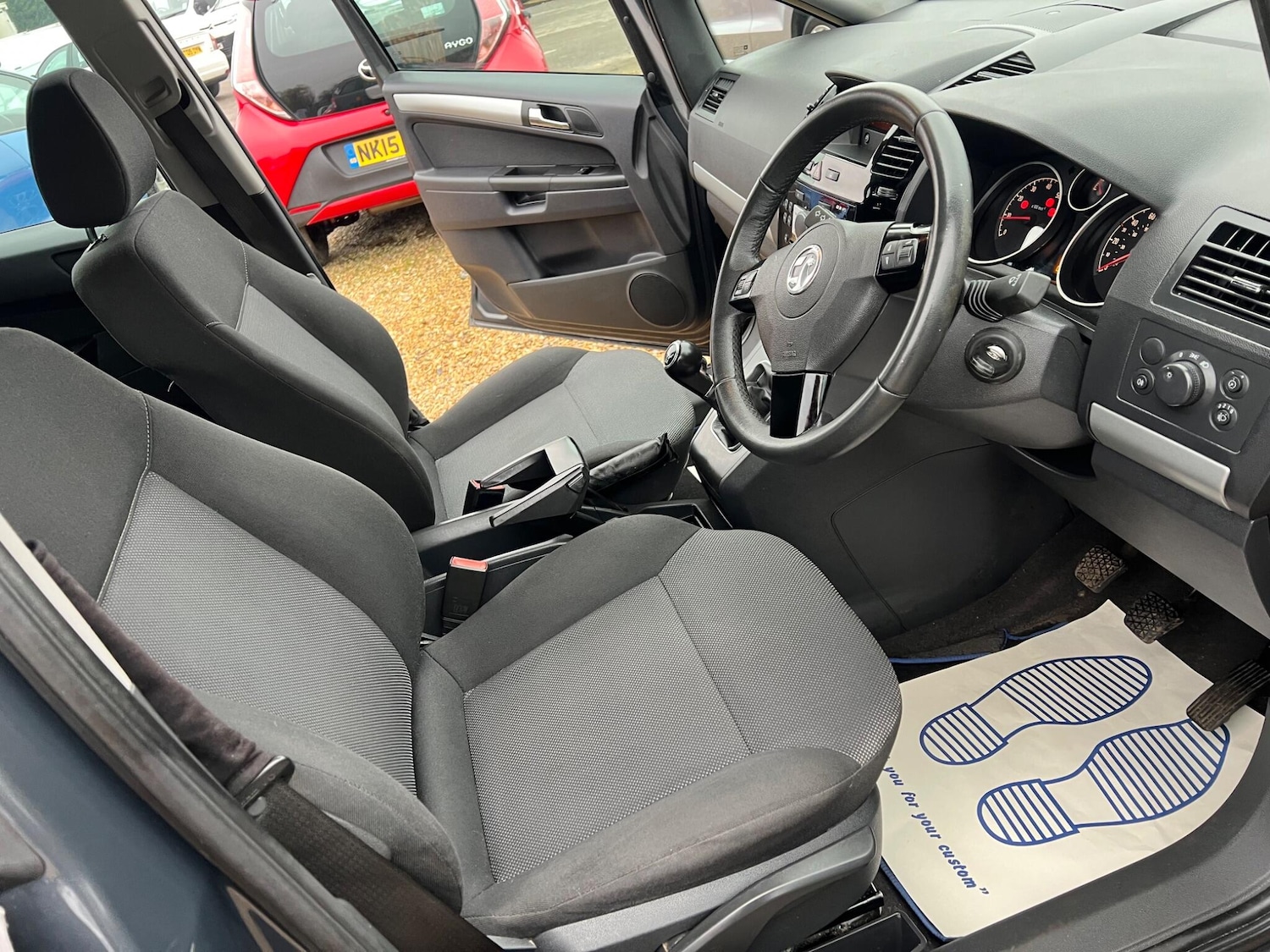 Used Vauxhall Zafira 2013 for sale - 77440149: Photo 23