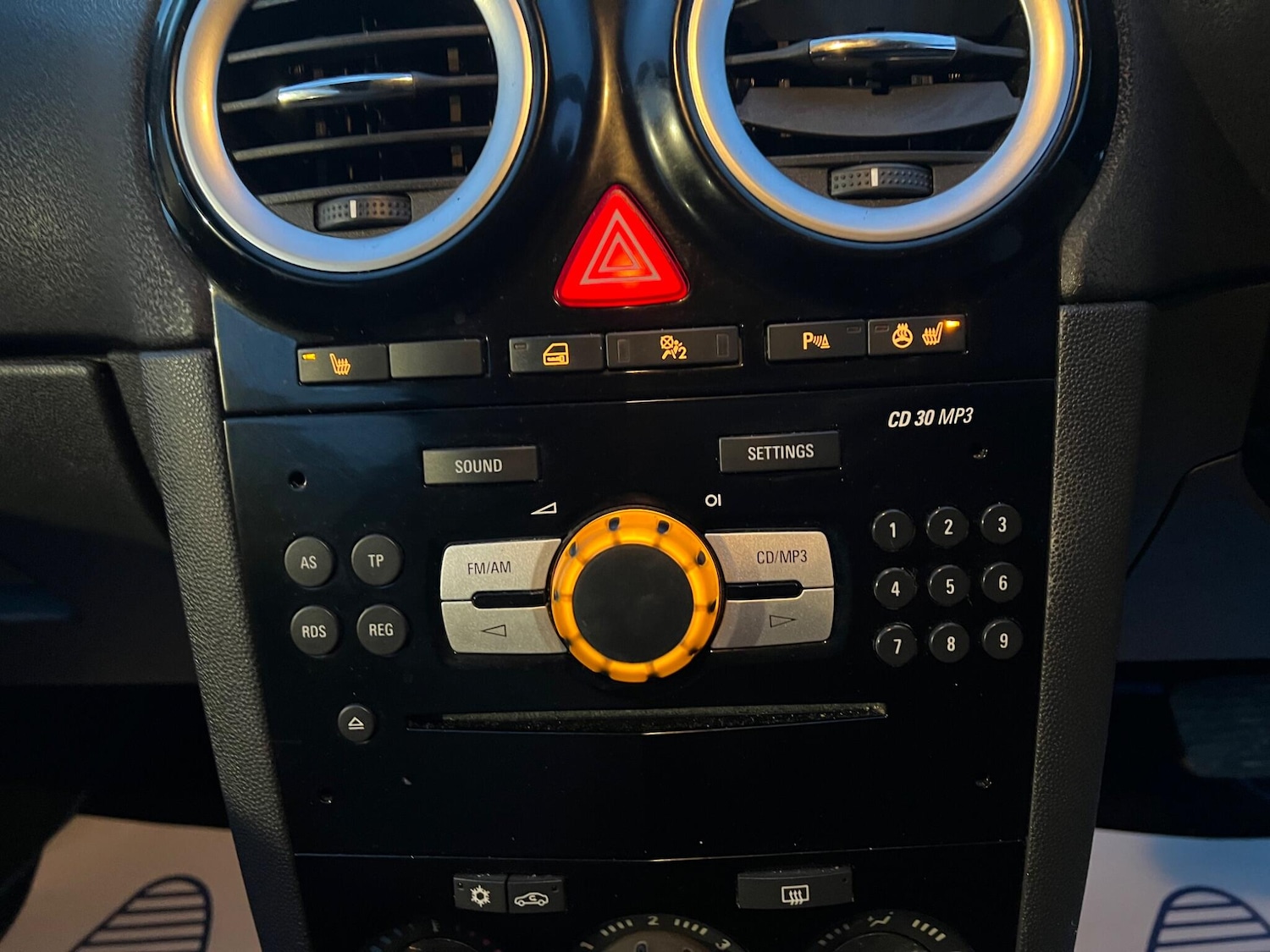 Used Vauxhall Corsa 2010 for sale - 77564629: Photo 23