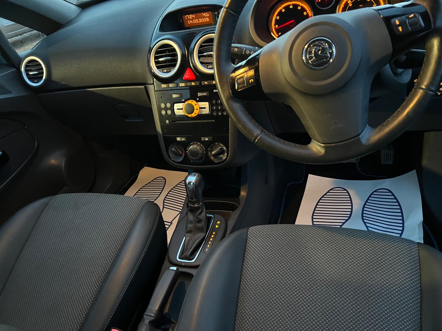 Used Vauxhall Corsa 2010 for sale - 77564629: Photo 24