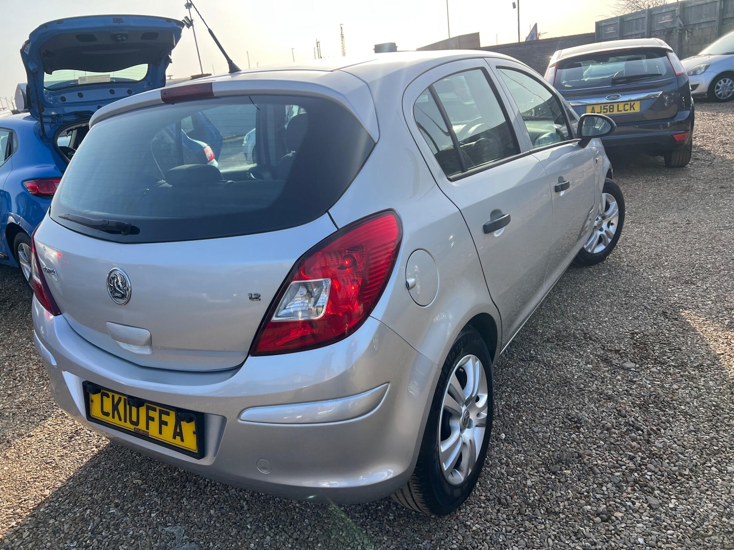 Used Vauxhall Corsa 2010 for sale - 77925967: Photo 9