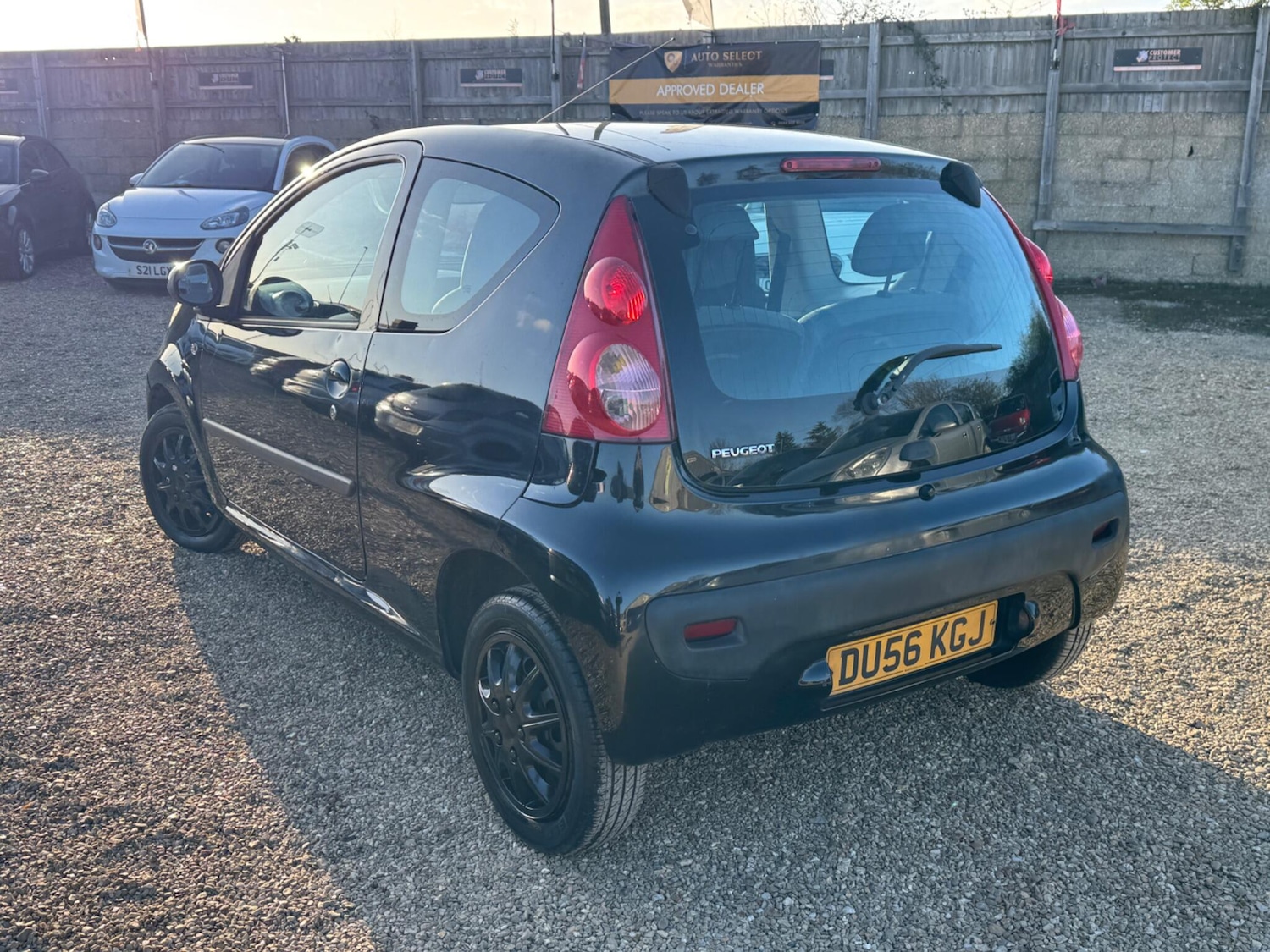 Used Peugeot 107 for sale - 78058614: Photo 14