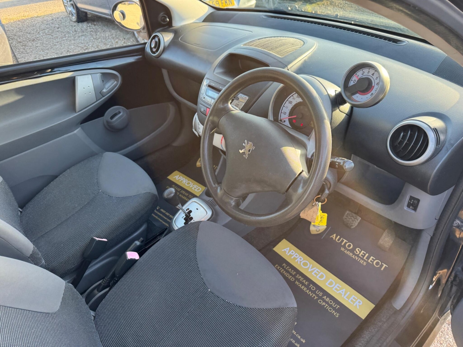 Used Peugeot 107 for sale - 78058614: Photo 5