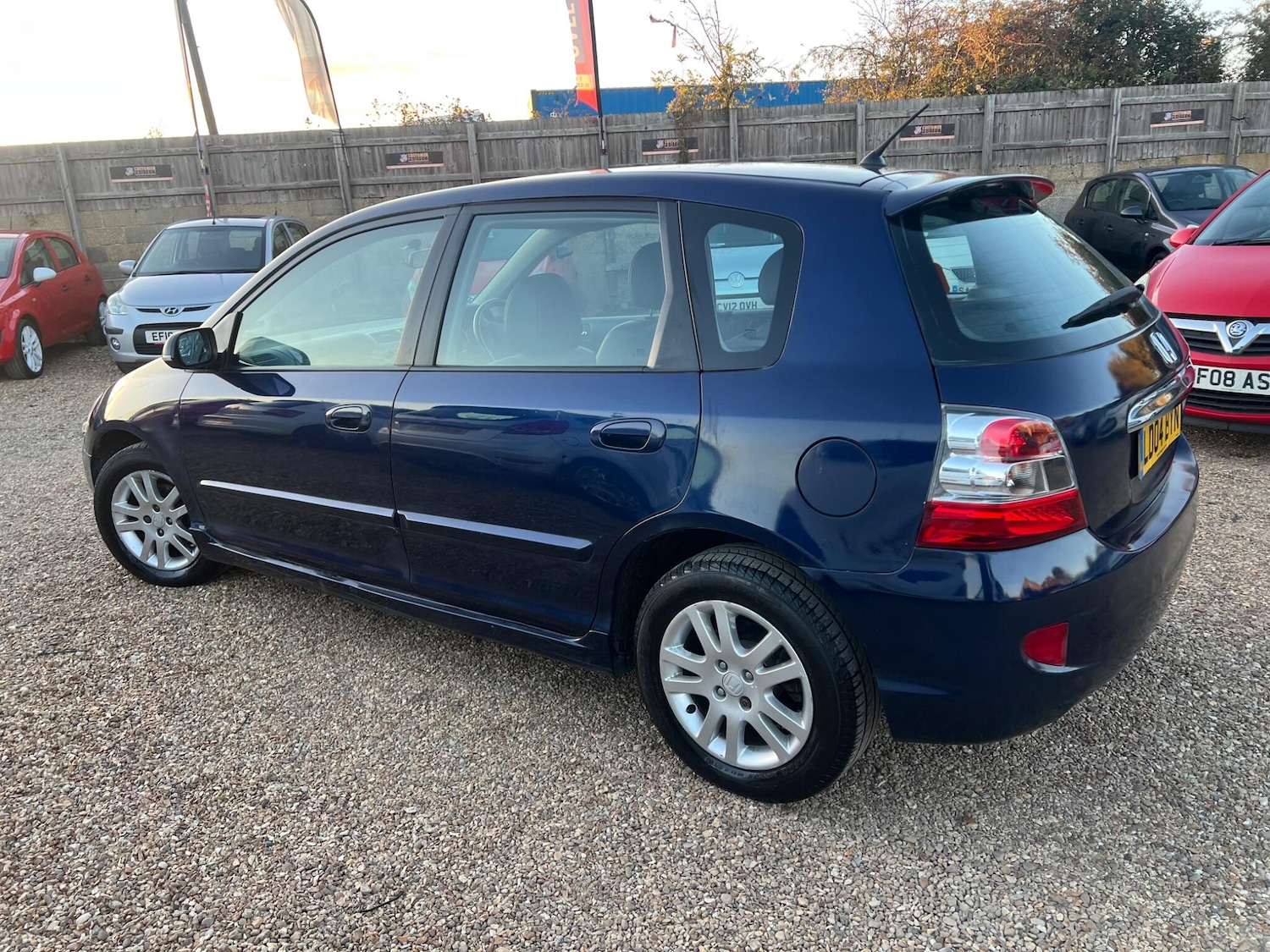 Used Honda Civic 2004 for sale - 76072212: Photo 16