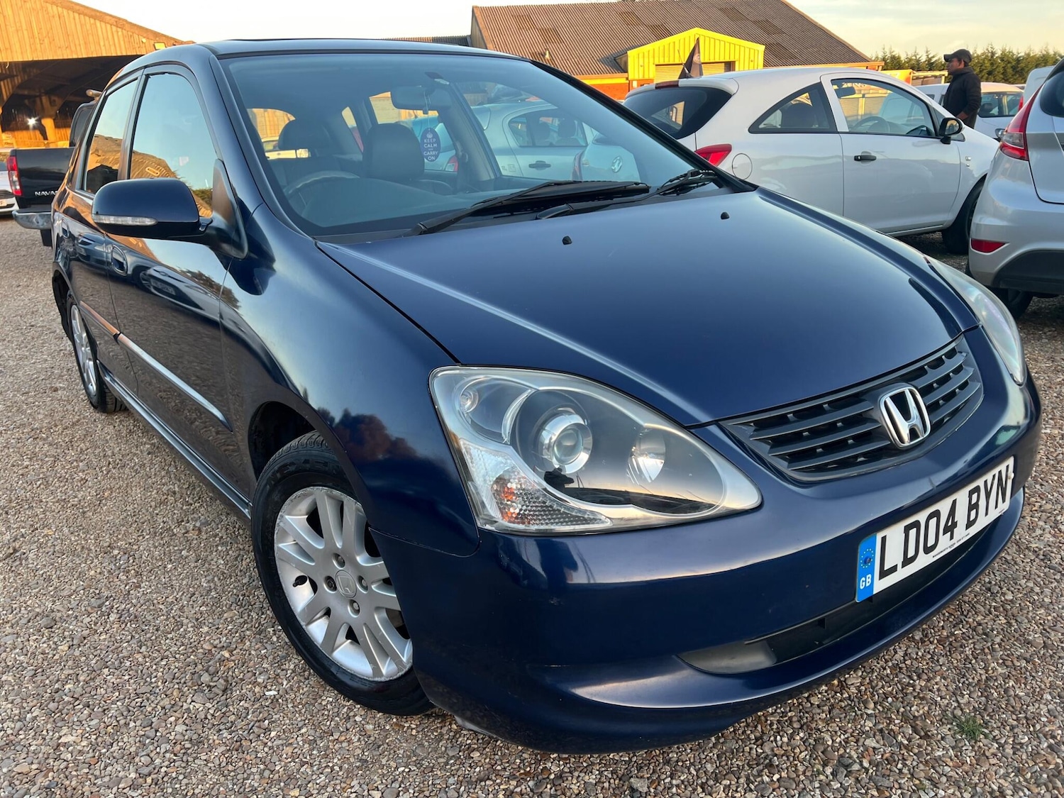 Used Honda Civic 2004 for sale - 76072212: Photo 2