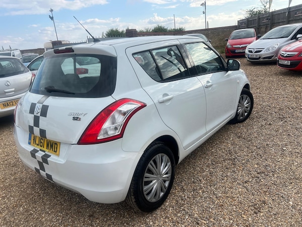 Used Suzuki Swift 2011 for sale - 75237668: Photo 10