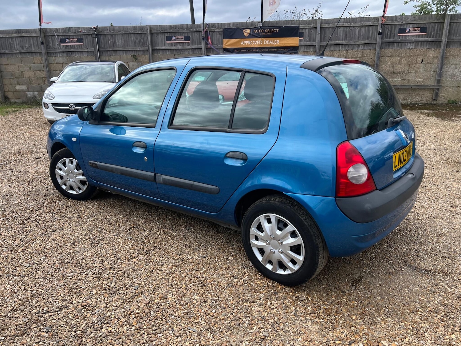 Used Renault Clio for sale - 78135937: Photo 11