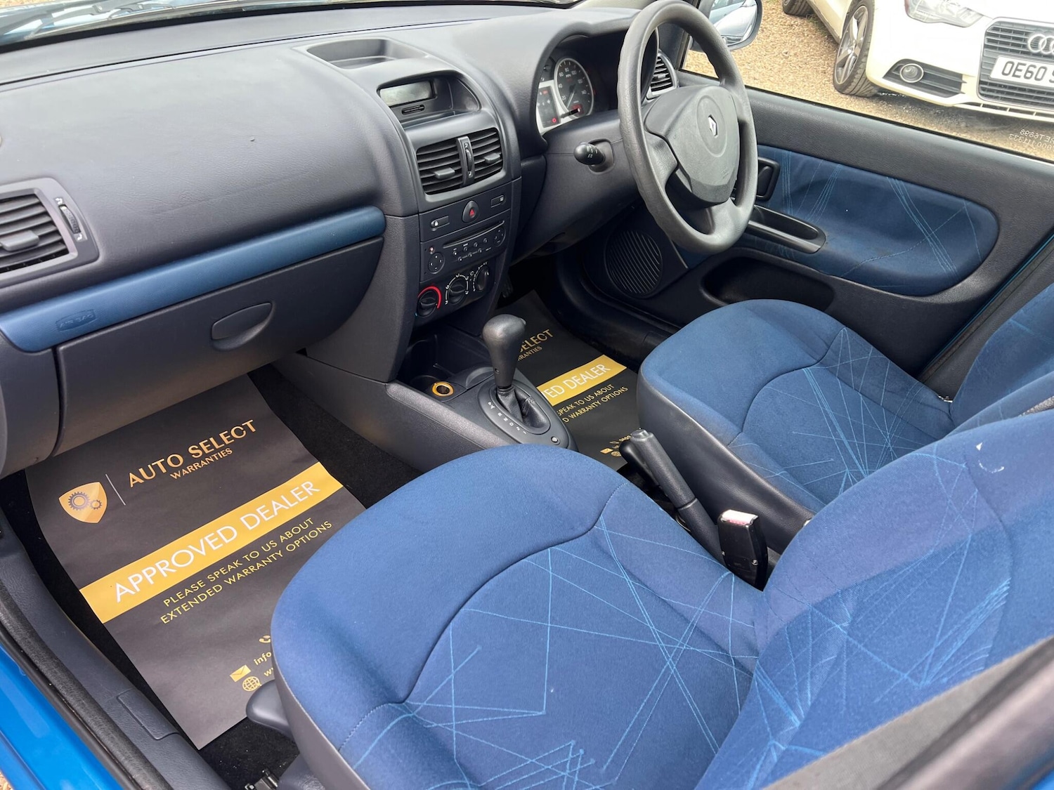 Used Renault Clio for sale - 78135937: Photo 25