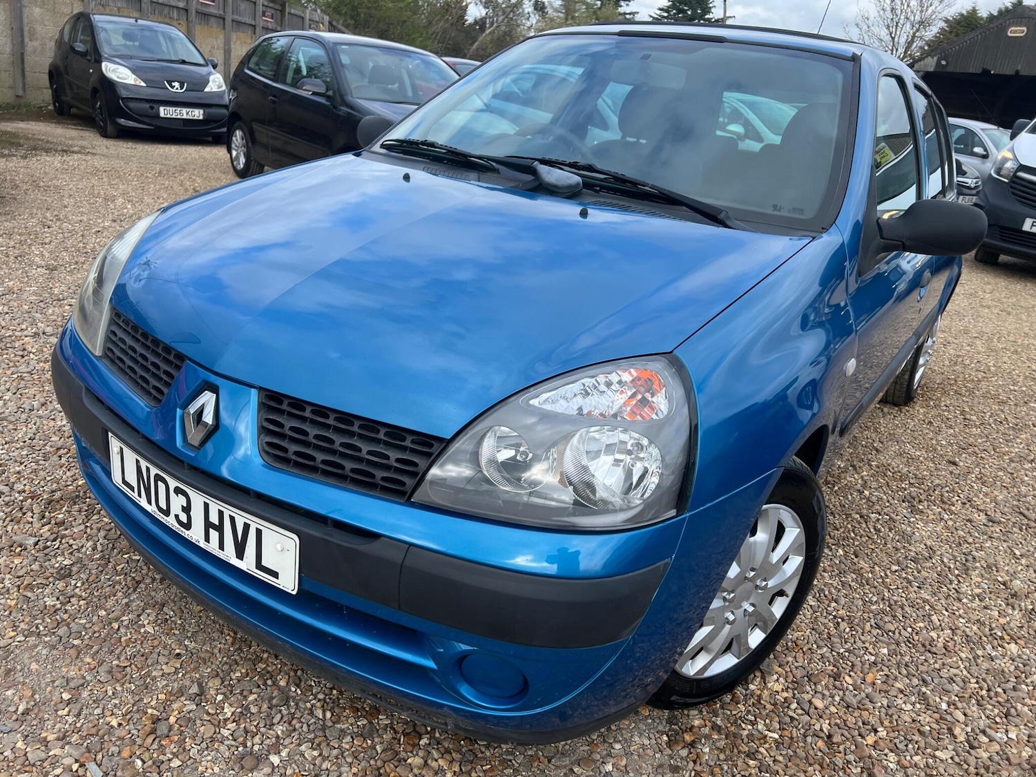 Used Renault Clio for sale - 78135937: Photo 4