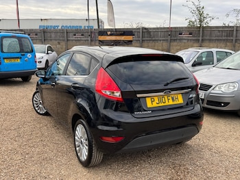 Used Ford Fiesta 2010 for sale - 78047651: Photo