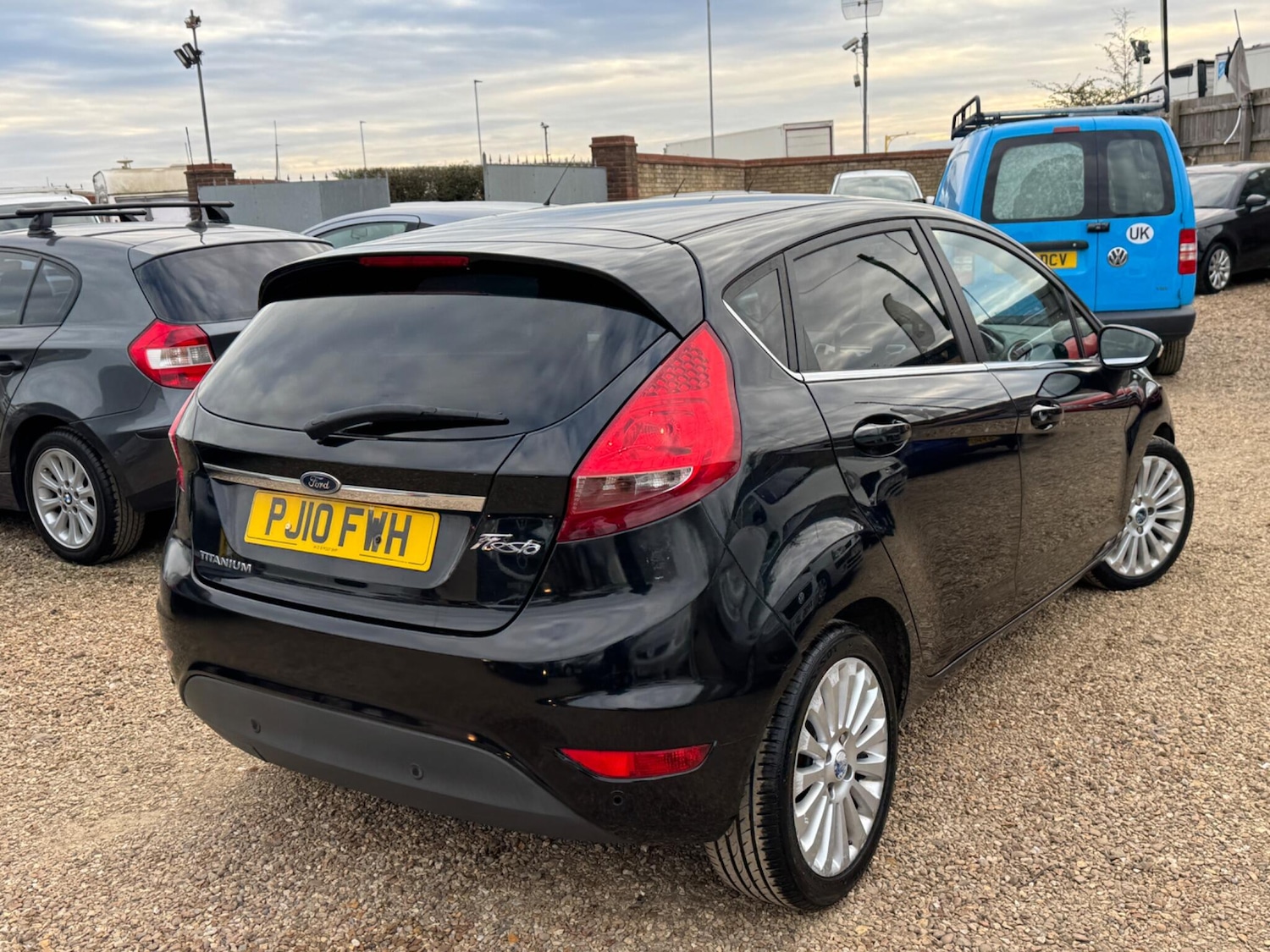 Used Ford Fiesta 2010 for sale - 78047651: Photo 8